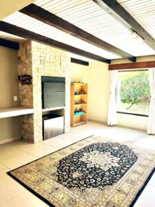 Oceanview House Living room