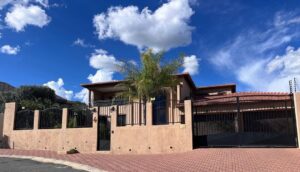 Auasblick, Windhoek House 1